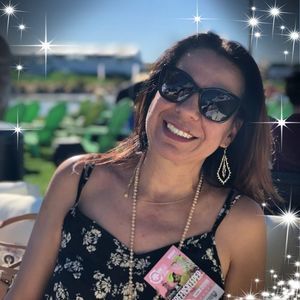 Meet your Posher, Pamela